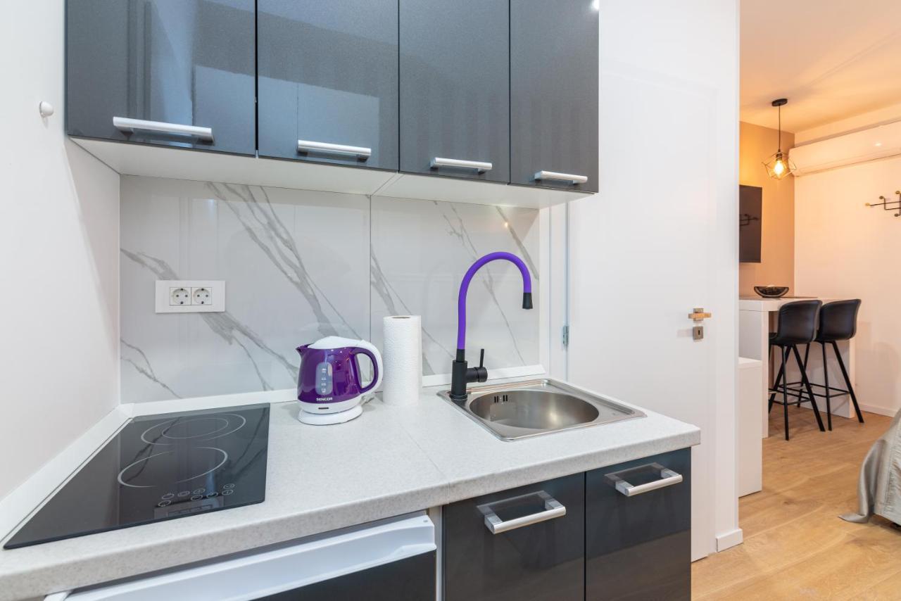 Apartments & Rooms Six リエカ エクステリア 写真